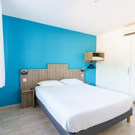 Brit Confort Cadarache Hotel 3*