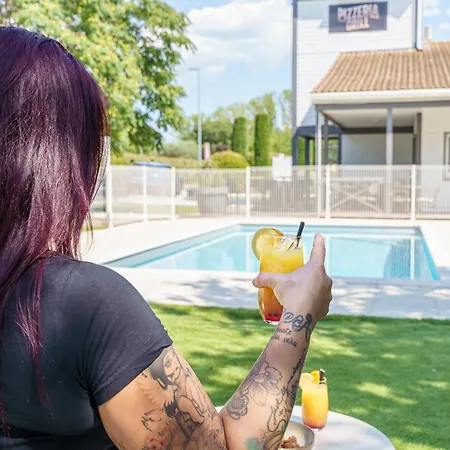 Brit Confort Cadarache 3* Manosque