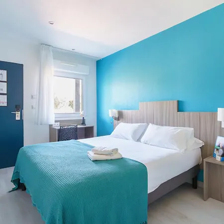 Brit Confort Cadarache Hotel 3*