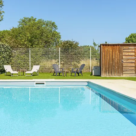 Hotel Brit Confort Cadarache 3*