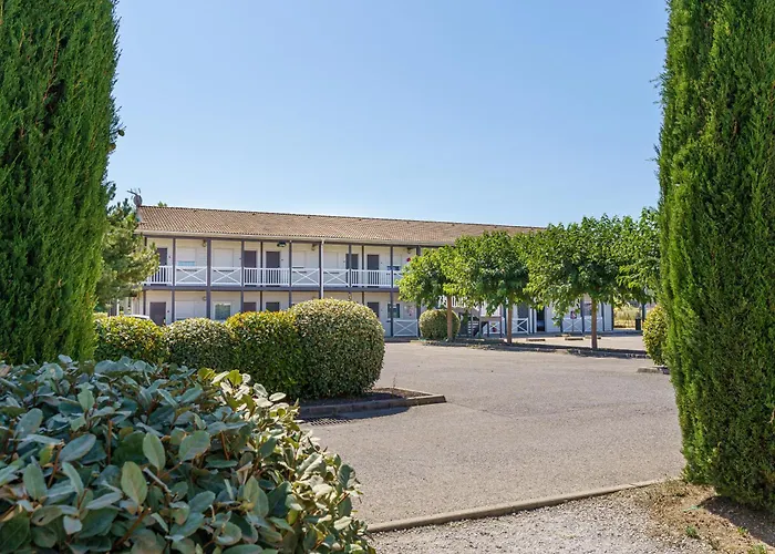 Brit Confort Cadarache 3* Manosque