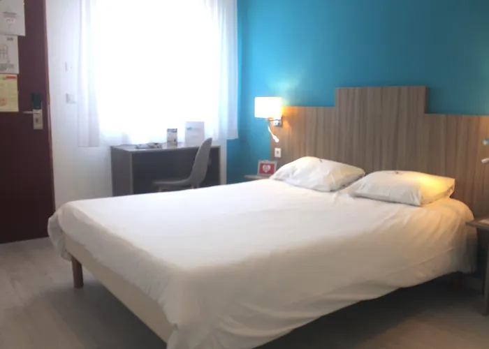 Brit Confort Cadarache Hotel