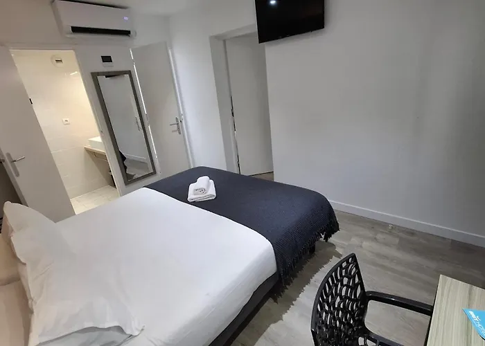 Brit Confort Cadarache 3* Manosque