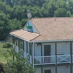 Brit Confort Cadarache Hotel 3*