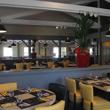 Hotel Brit Confort Cadarache 3*