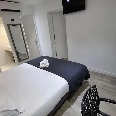 Brit Confort Cadarache 3* Μανόσκ