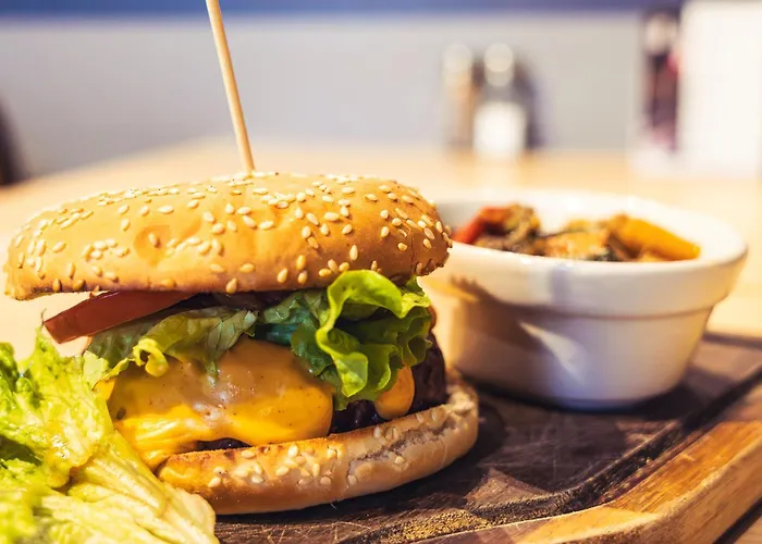 Hotel Brit Confort Cadarache