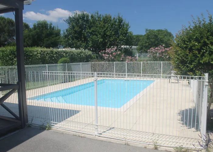 Hotel Brit Confort Cadarache