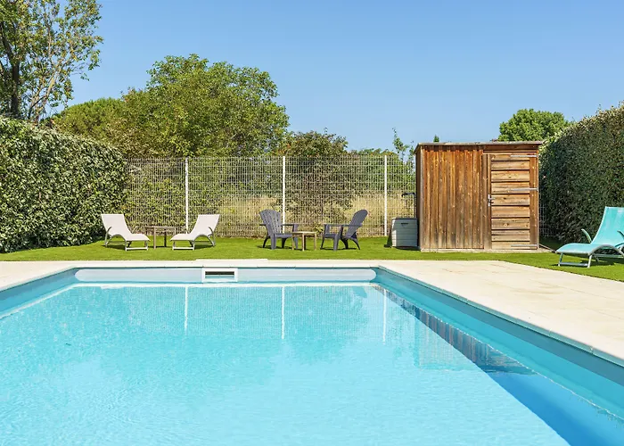 Hotel Brit Confort Cadarache 3*