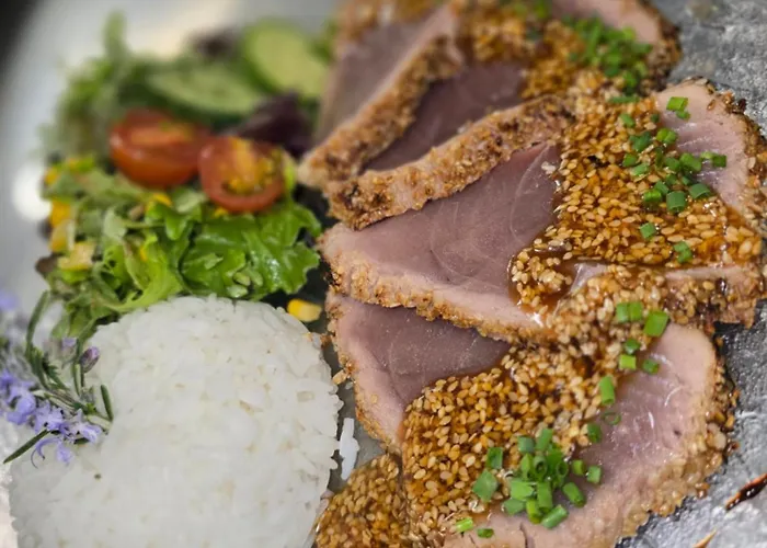 Brit Confort Cadarache Hotel